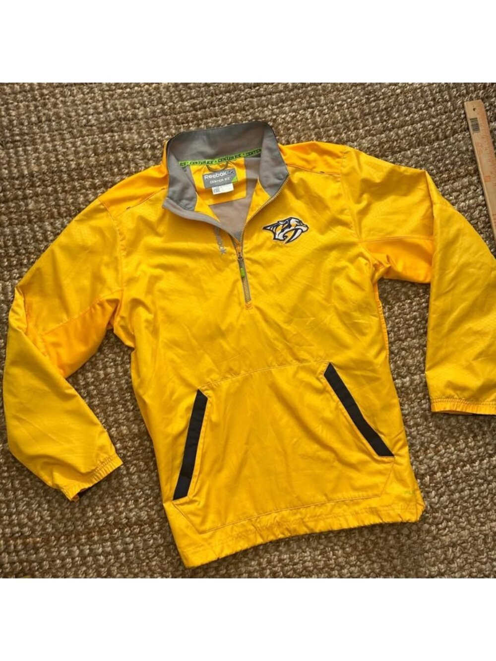Nashville Predators Jacket Mens Large Yellow NHL Hockey Reebok Center Ice Pullov